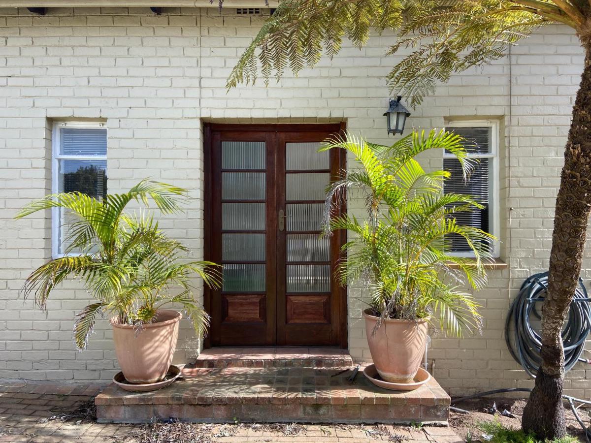 4 On Belmont Avenue Leilighet Somerset West Eksteriør bilde